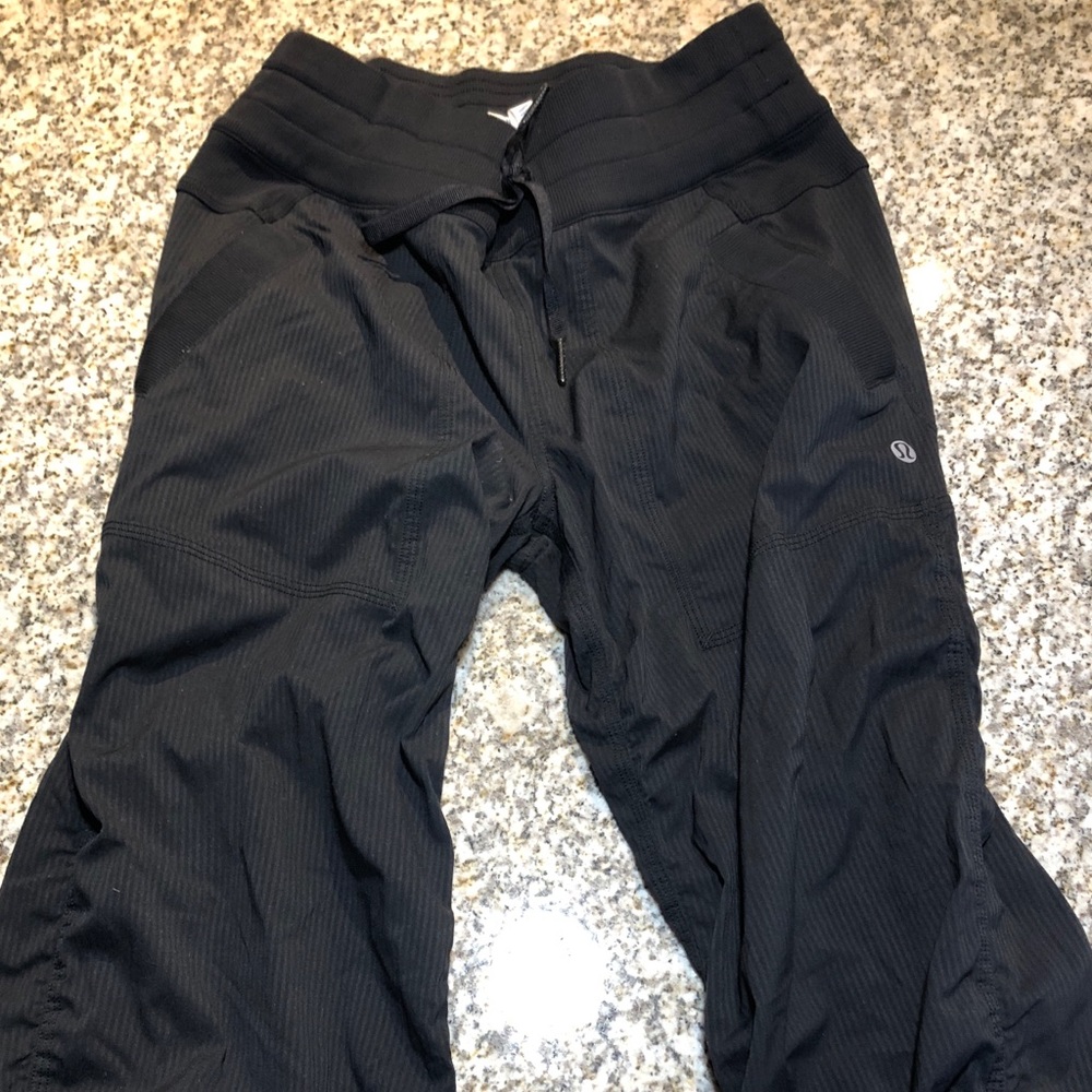 Lululemon dance studio pant size 4 tall *unlined